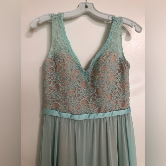 Mori Lee Madeline Gardner bridesmaid dress mint / nude lace and chiffon - Picture 3 of 12